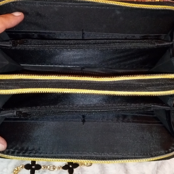 🌞Red Jeweled Crossbody/Clutch/Wallet - Picture 8 of 16